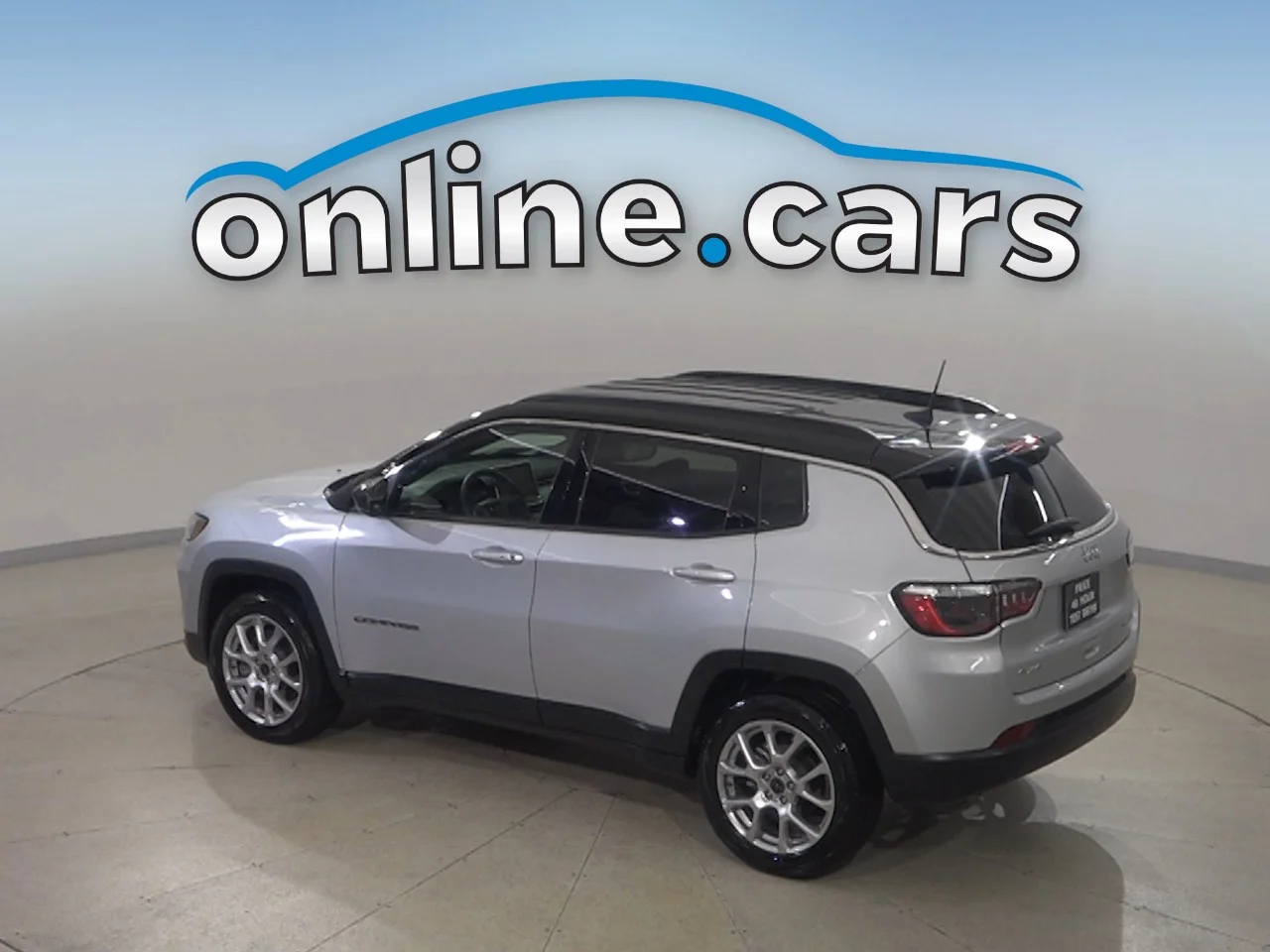 Used 2025 Silver Jeep Limited image 28