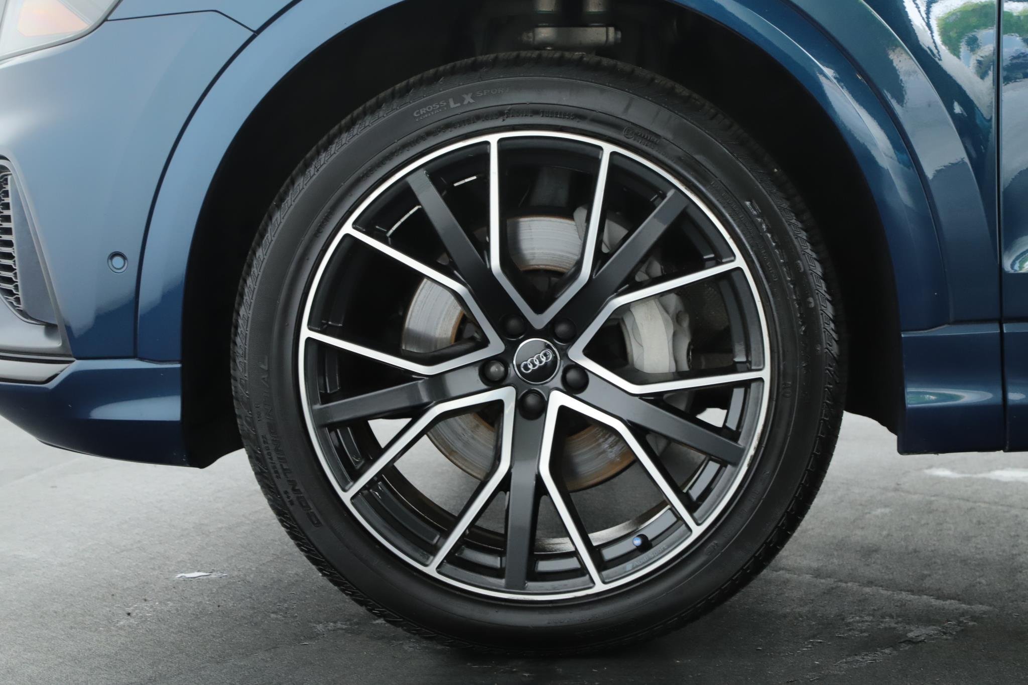 Used 2019 Galaxy Blue Metallic Audi Premium Plus 55 TFSI quattro image 21