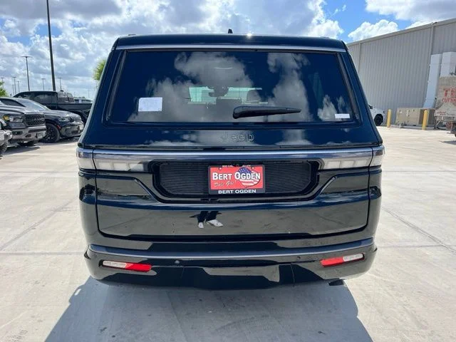 New 2026 High Gloss Black Exterior Paint Jeep  image 6