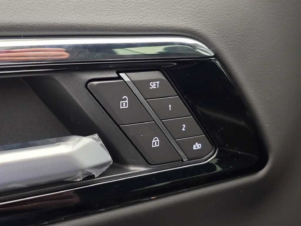2026 Chevrolet Tahoe Premier - Photo 22