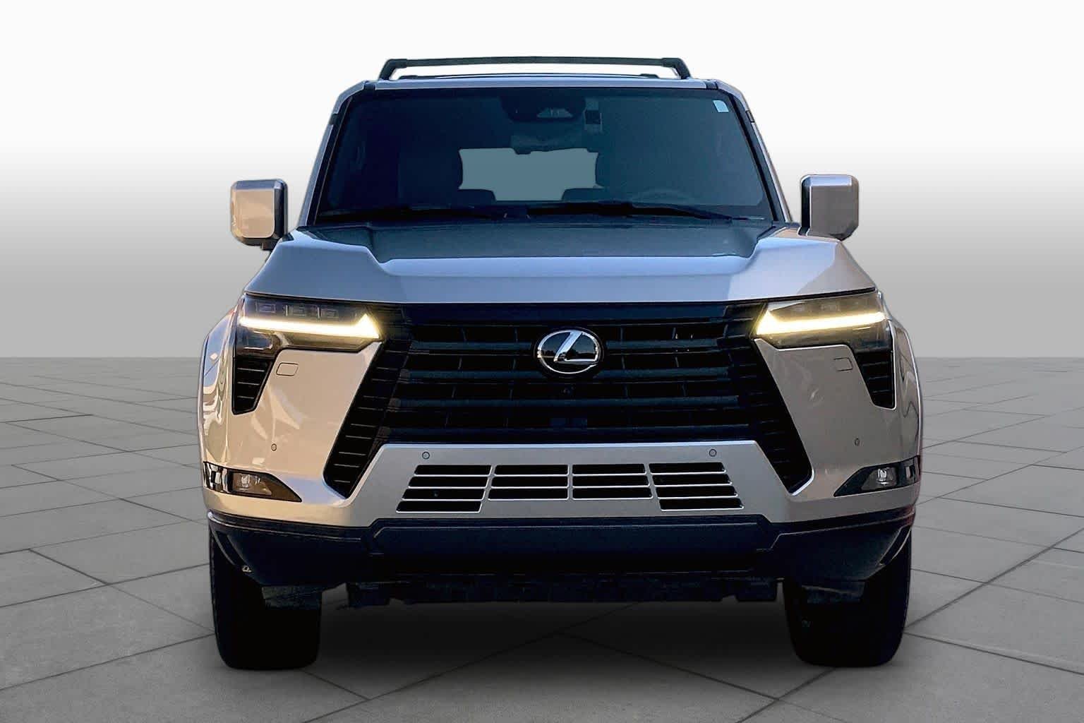 Used 2025 Atomic Silver Lexus Luxury+ image 6