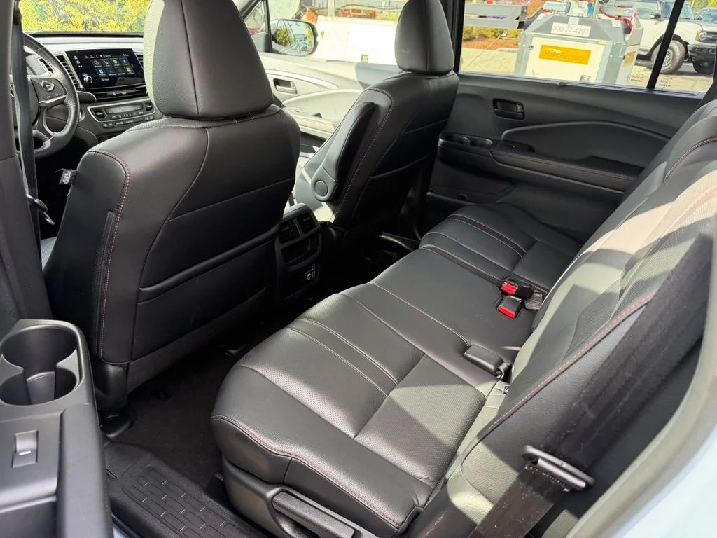 Used 2022 Obsidian Blue Pearl Honda TrailSport image 16