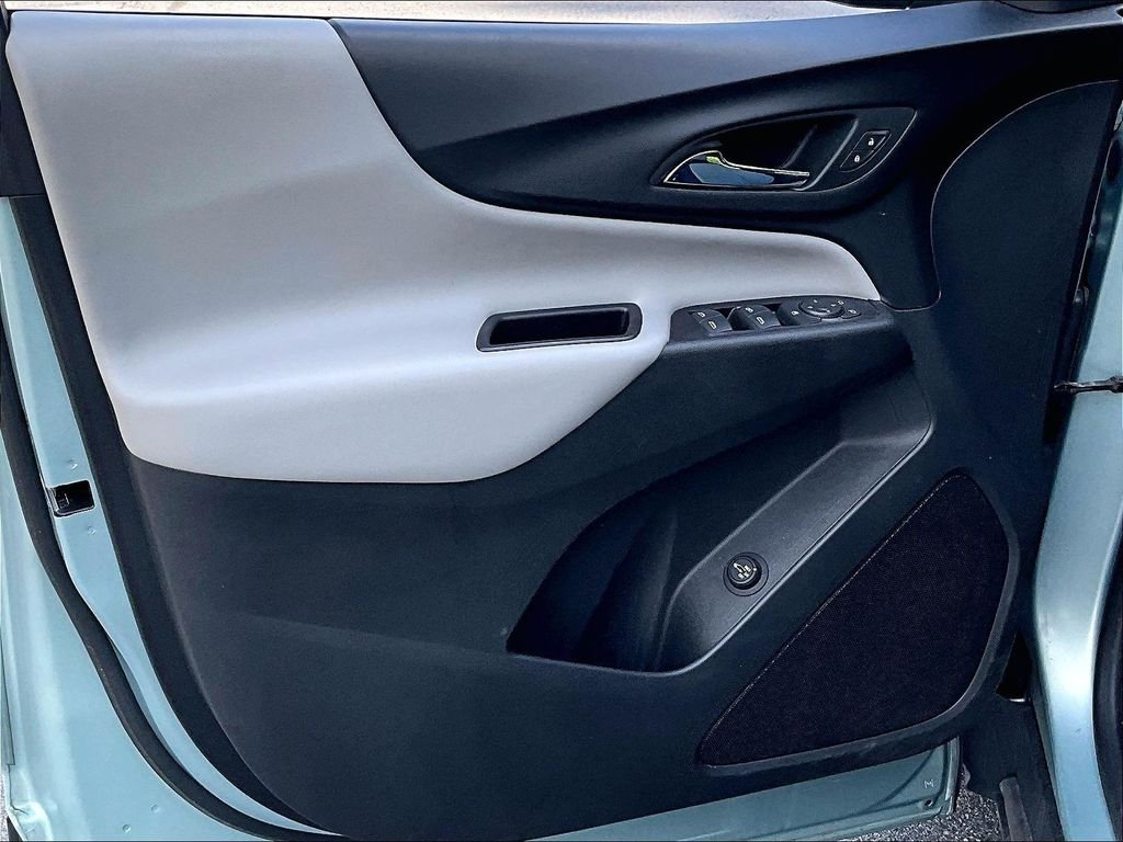Used 2022 Seaglass Blue Metallic Chevrolet LT image 9