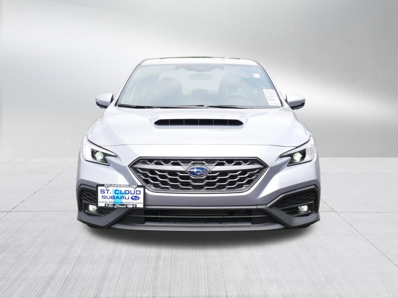 Used 2022 Ice Silver Metallic Subaru GT image 2