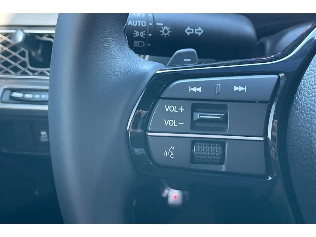 Used 2025 Liquid Carbon Metallic Acura INTEGRA image 33