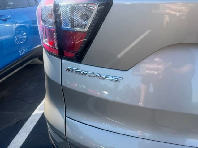 Used 2018 Red Ford Titanium image 11