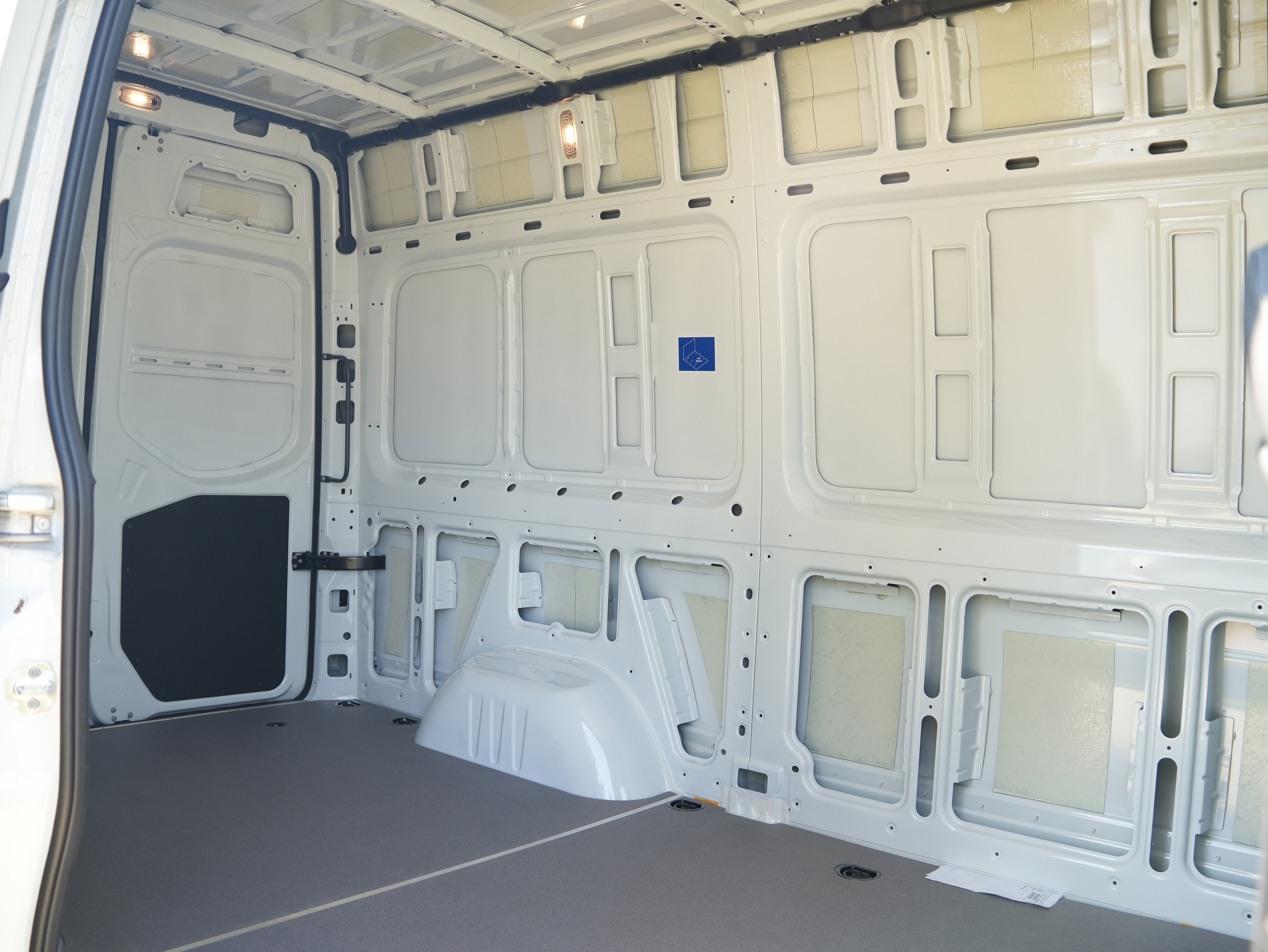 2025 Mercedes-Benz Sprinter Cargo Van Base - Photo 19
