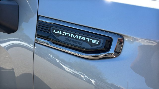 Used 2024 Silver GMC Denali Ultimate image 41