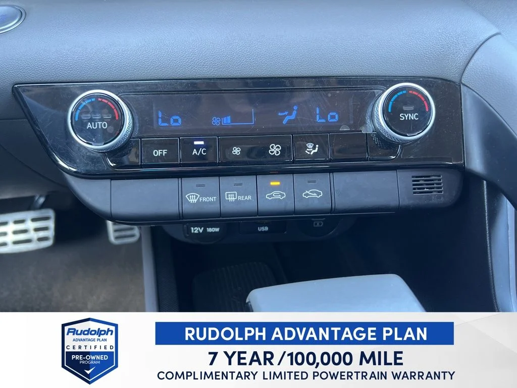 Used 2025 Gray Hyundai SEL Sport image 36