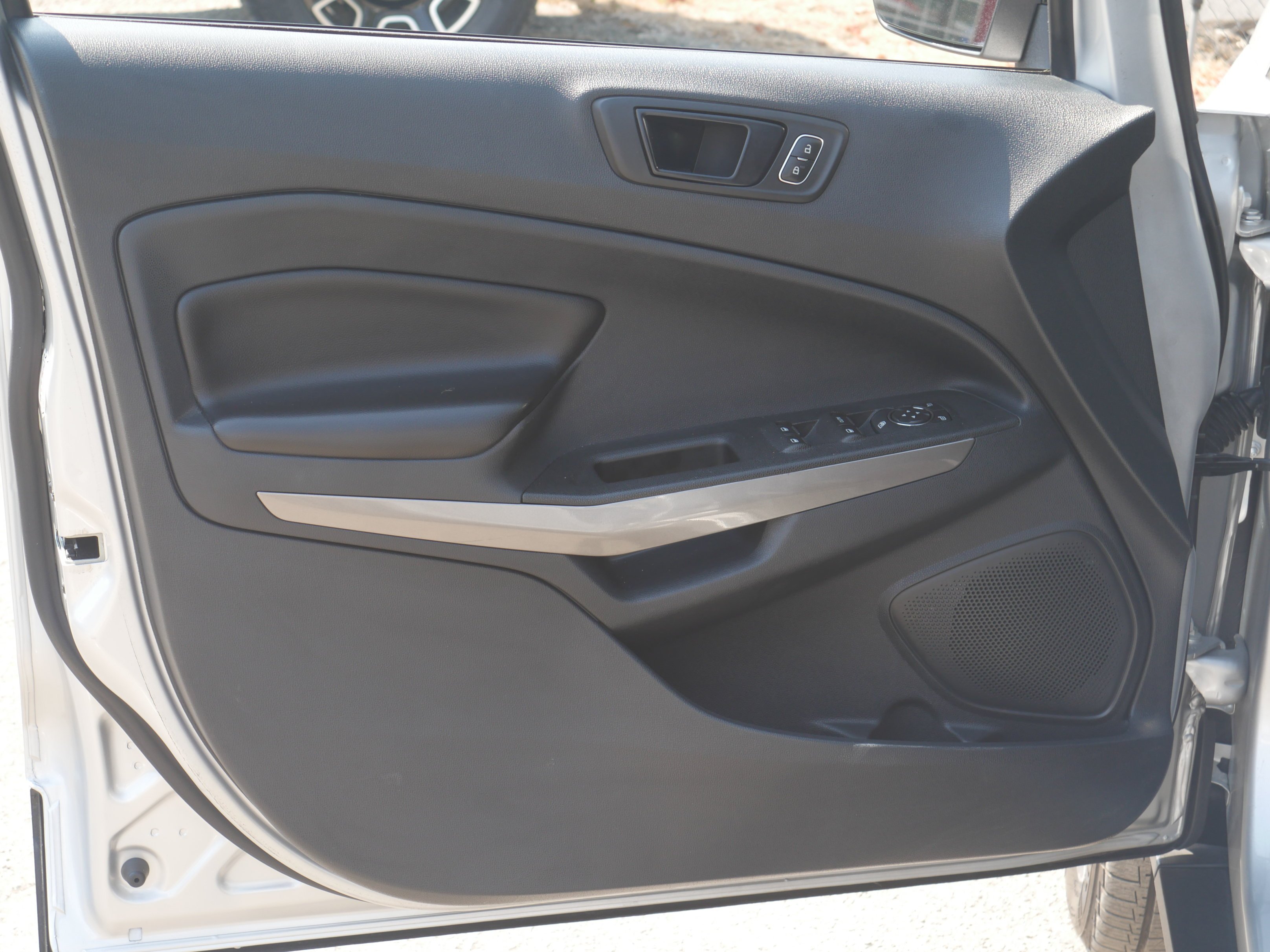 Used 2020 Moondust Silver Metallic Ford SES image 33