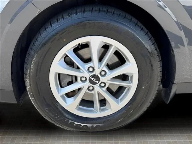 Used 2022 Gray Kia LXS image 10