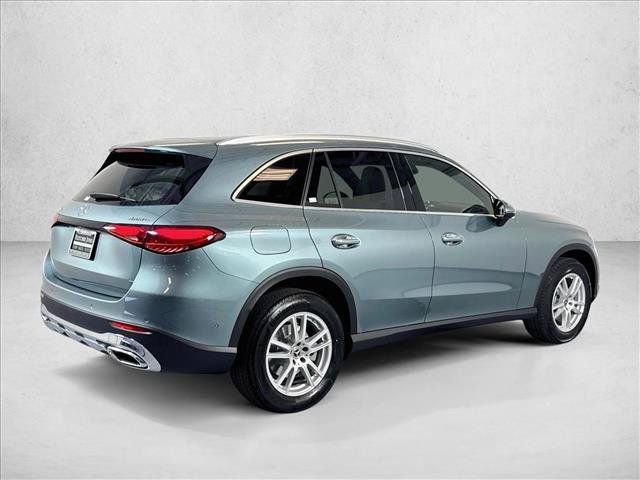 New 2026 Verde Silver Metallic Mercedes-Benz GLC 300 image 35
