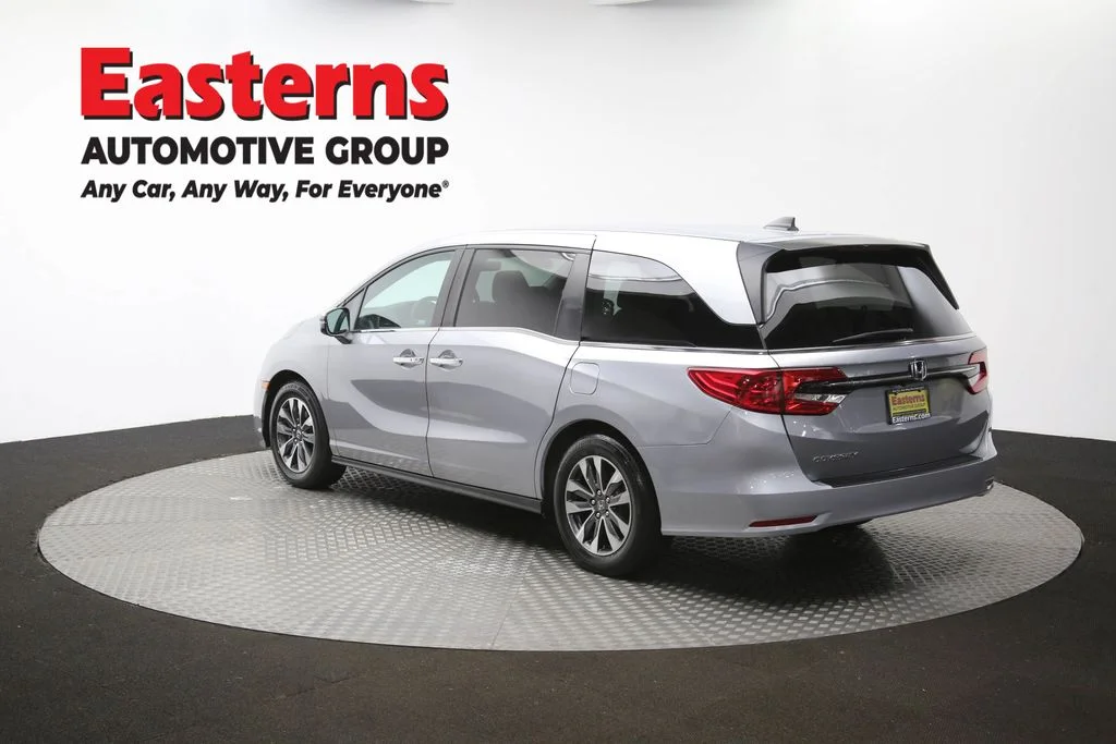 Used 2023 Silver Honda EX-L image 62
