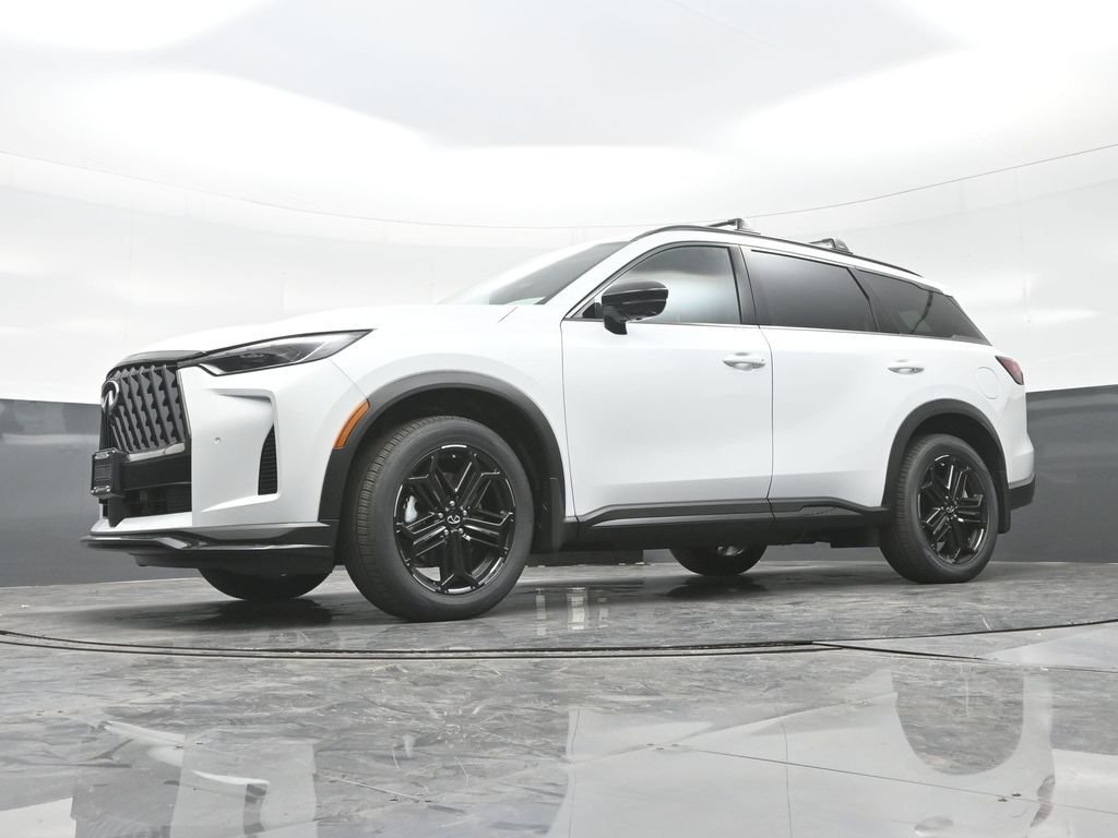 Used 2026 White INFINITI SPORT image 31