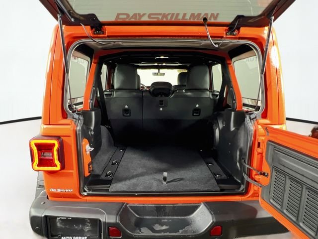 Used 2020 Orange Jeep Unlimited Rubicon image 26