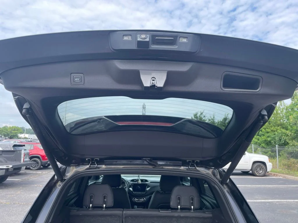 Used 2022 Black Chevrolet RS image 19