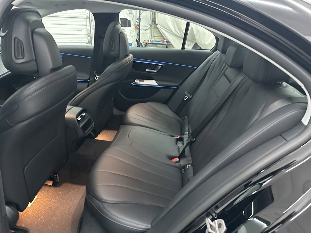 2026 Mercedes-Benz E-Class E350 - Photo 56