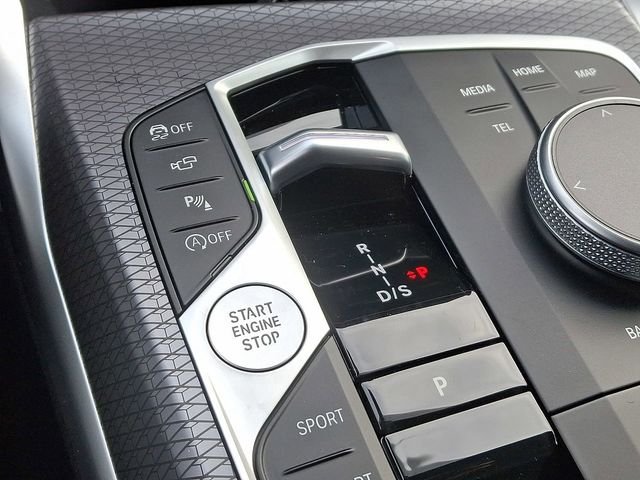 2026 BMW 4 Series M440i - Photo 11