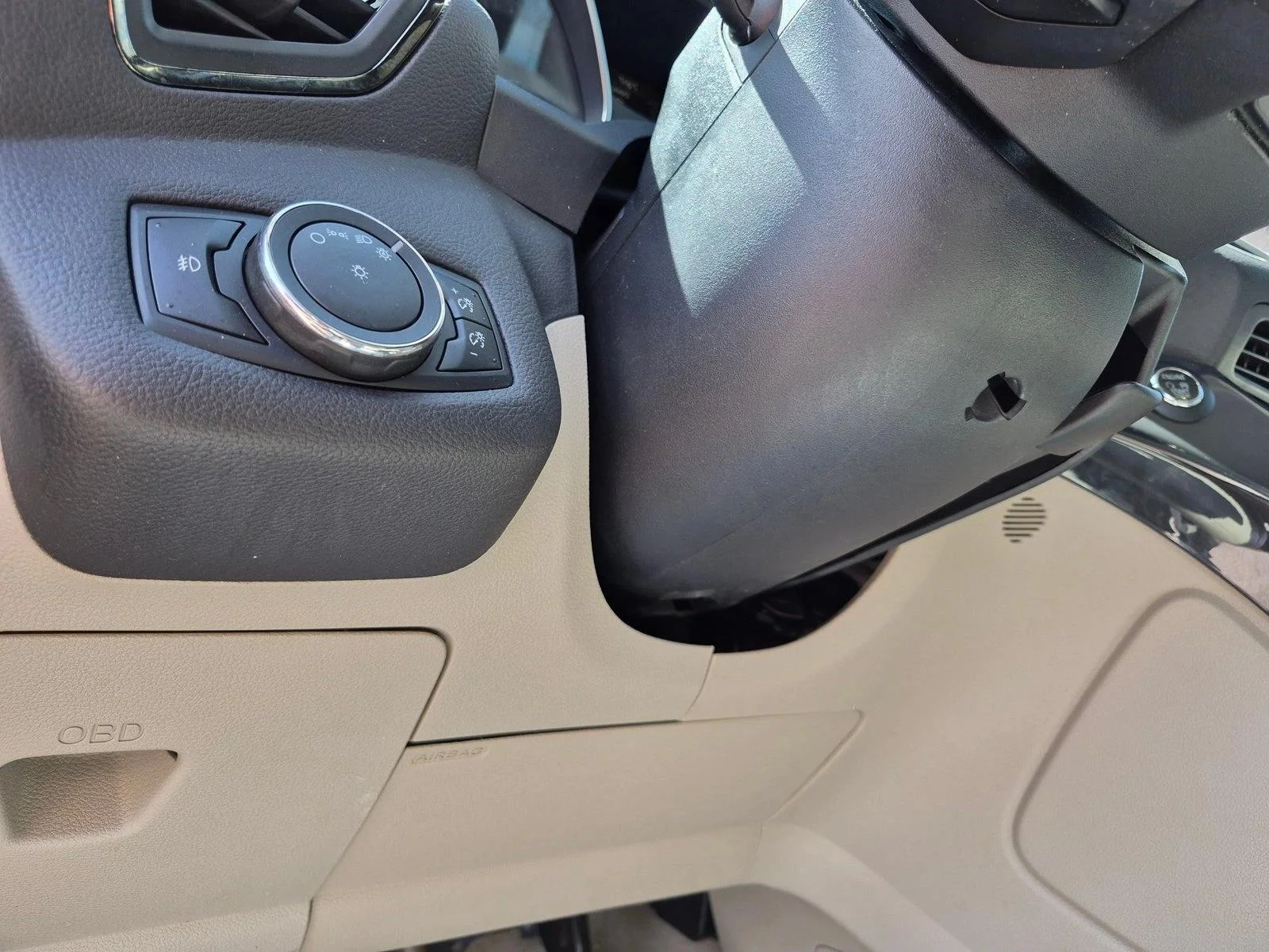 2015 Ford Escape Titanium - Photo 16