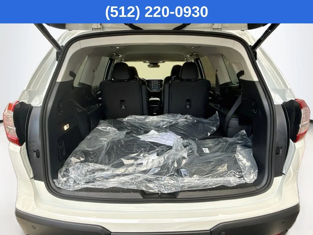 New 2027 White Subaru Premium image 31