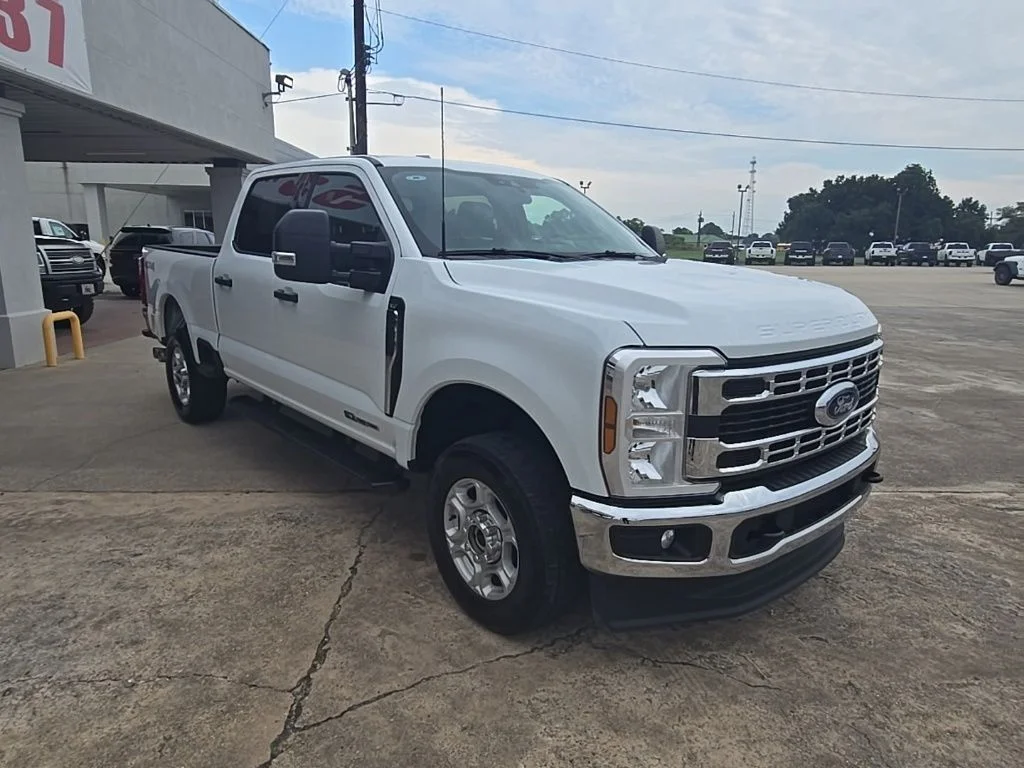 Used 2026 White Ford XLT image 9