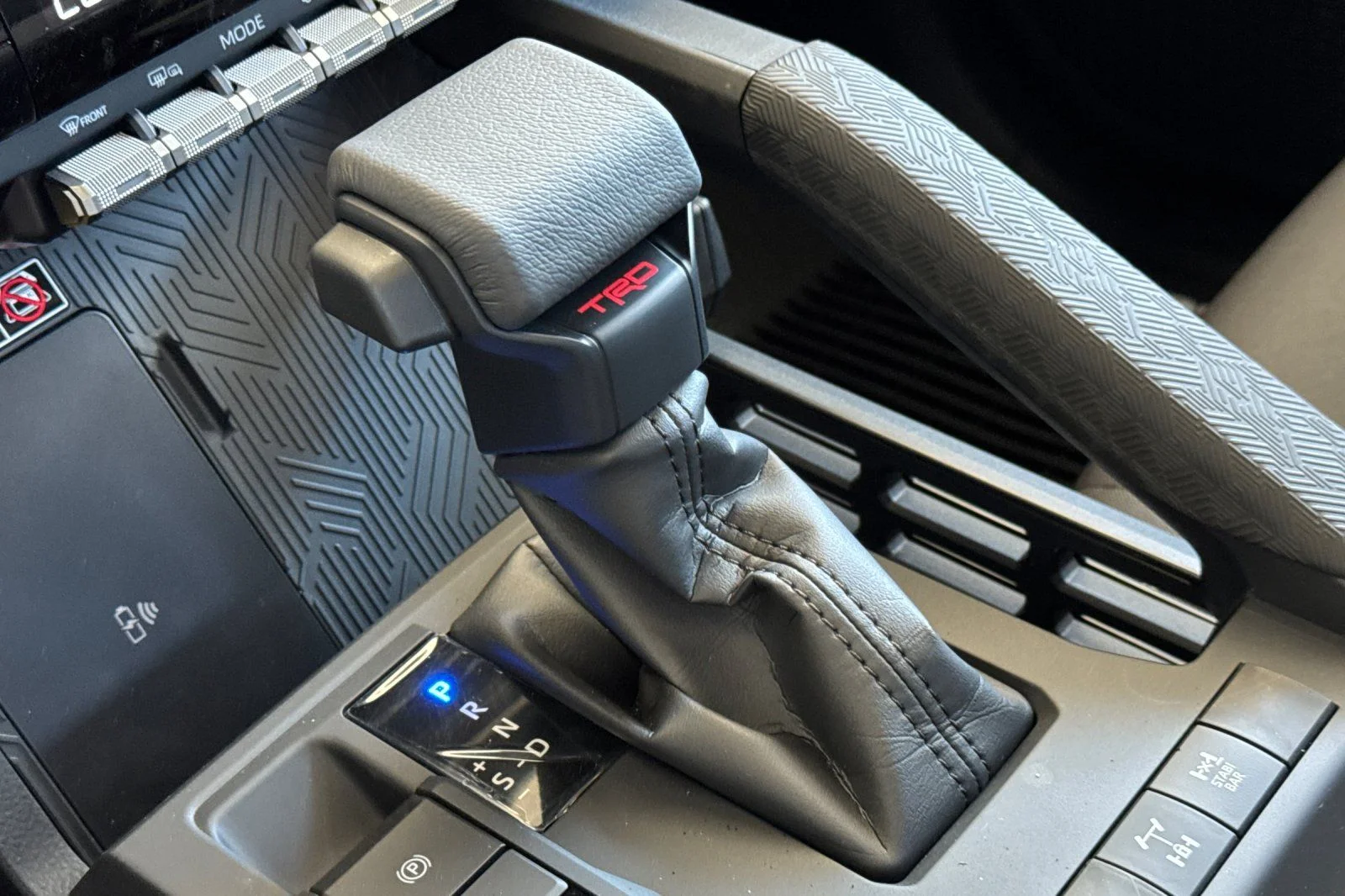 2025 Toyota Tacoma TRD Off Road - Photo 20