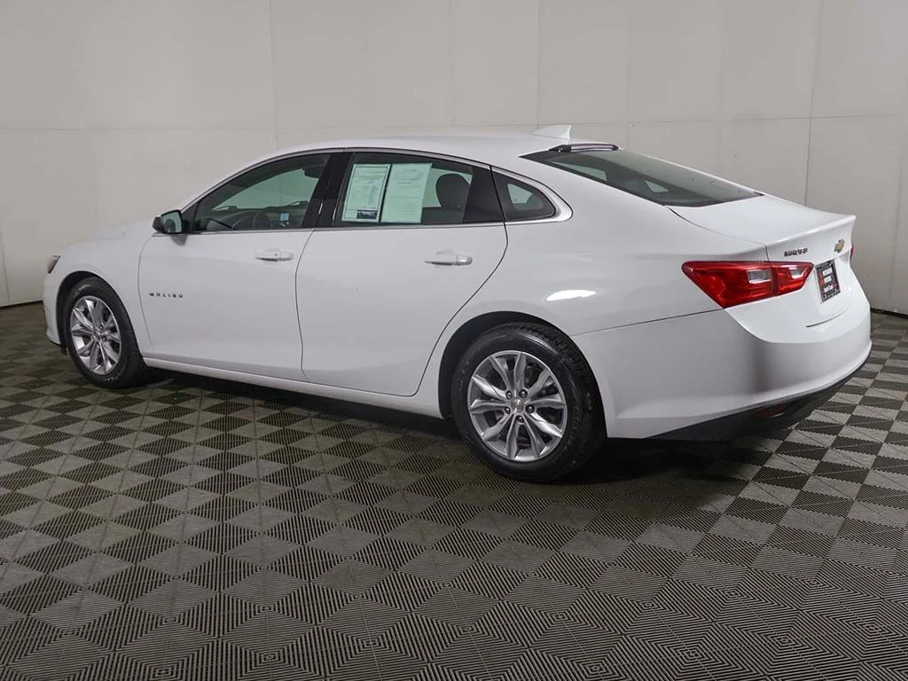 Used 2023 White Chevrolet LT image 11