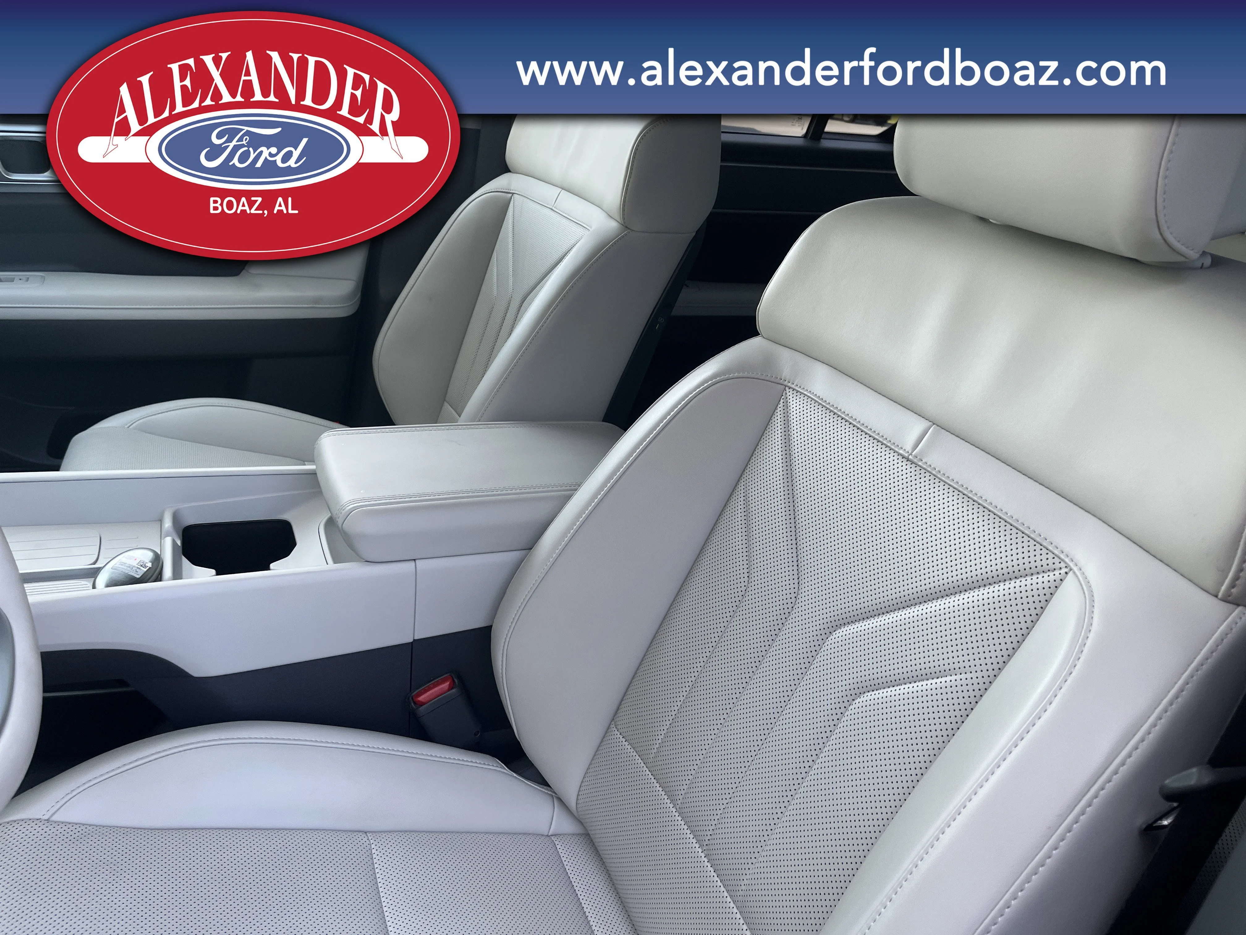 Used 2026 Atlantic Blue Hyundai SEL image 10