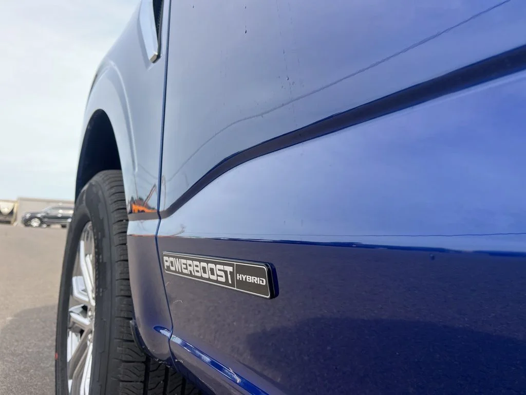 New 2026 Blue Ford Lariat image 10