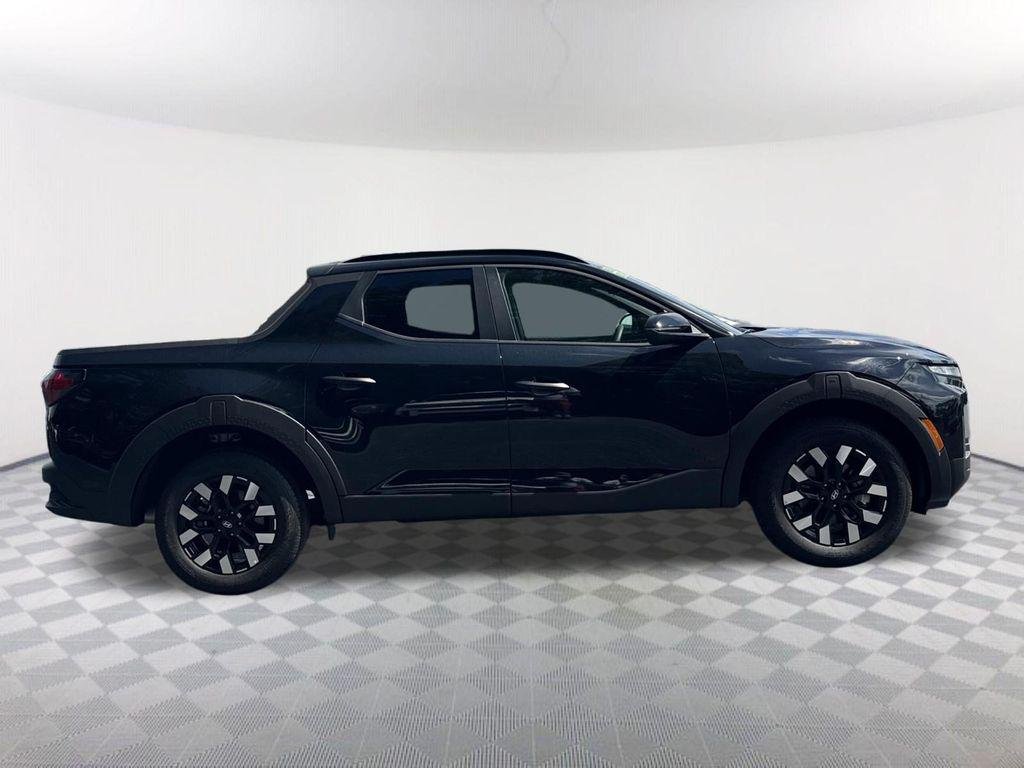 New 2026 Black Hyundai SEL FWD image 4