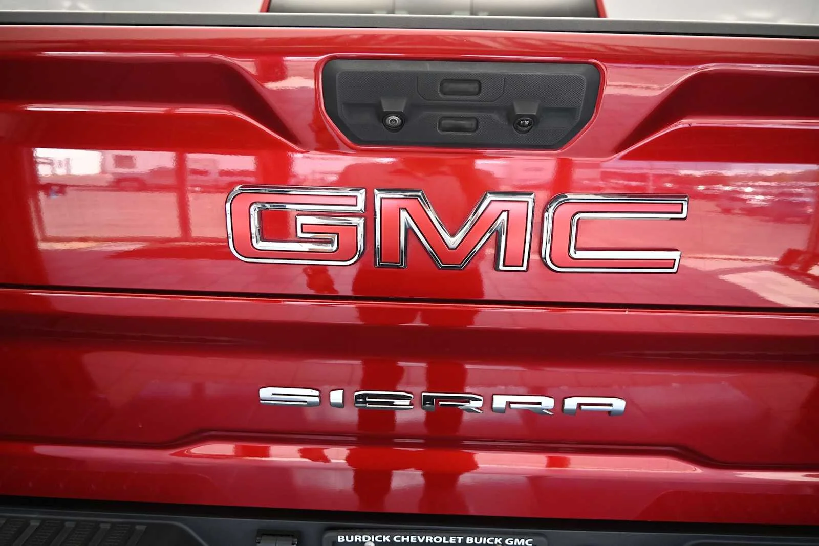Used 2022 Cayenne Red Tintcoat GMC SLT image 6