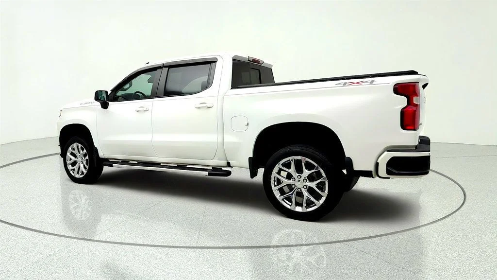 Used 2019 Summit White Chevrolet 4WD Crew Cab 147