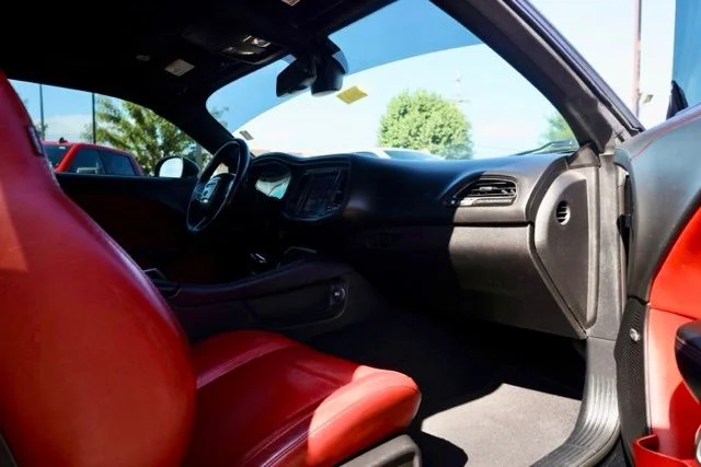 Used 2021 Black Dodge SXT image 33
