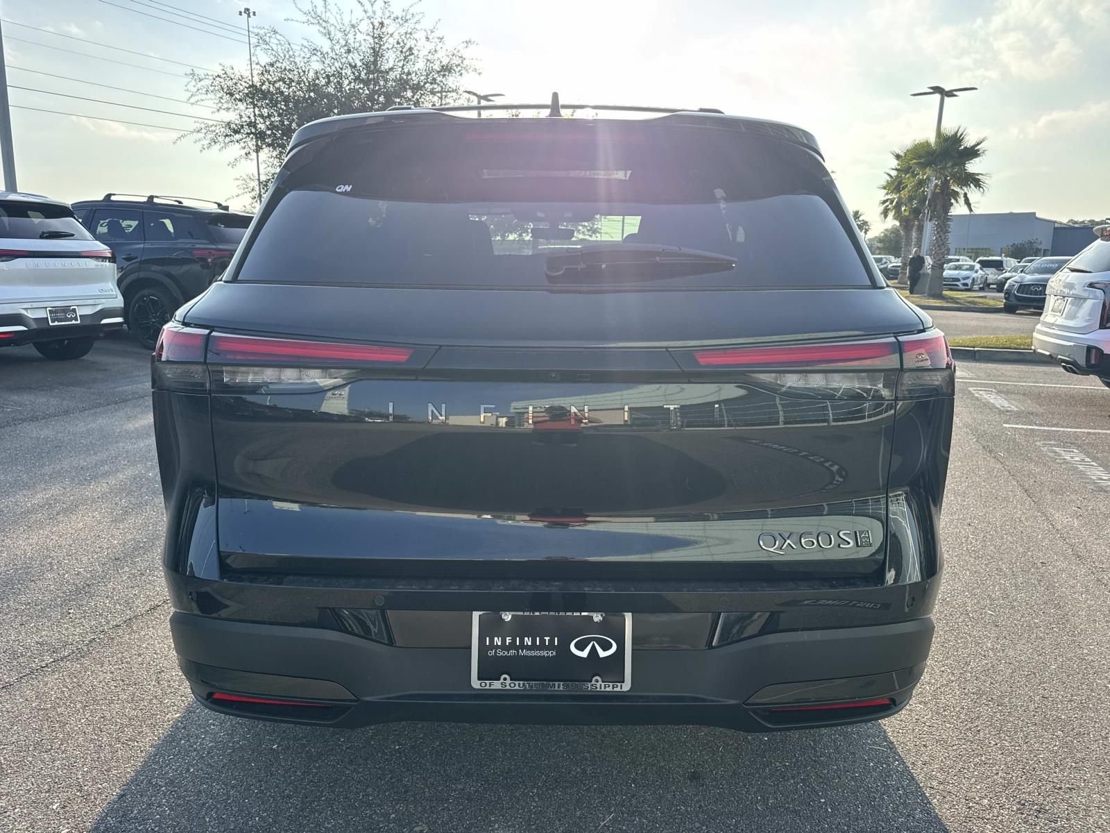 2026 INFINITI QX60 LUXE - Photo 6