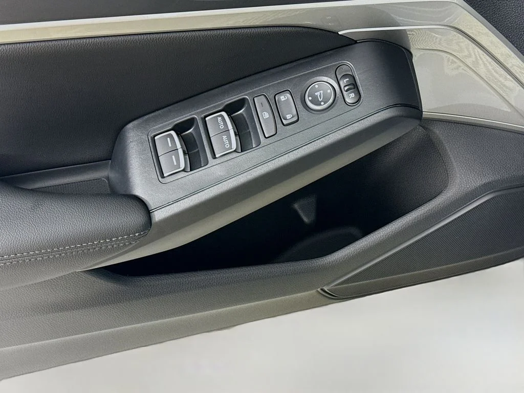 New 2026 Urban Gray Pearl Acura  image 18