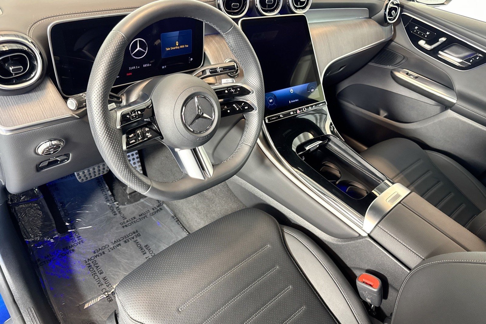 Certified Used 2026 Starling Blue Metallic Mercedes-Benz GLC 300 4MATIC® SUV image 9