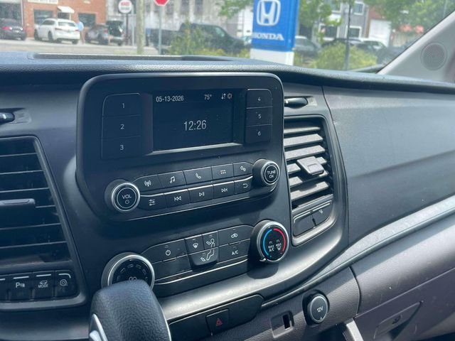 Used 2021 Oxford White Ford Base image 22
