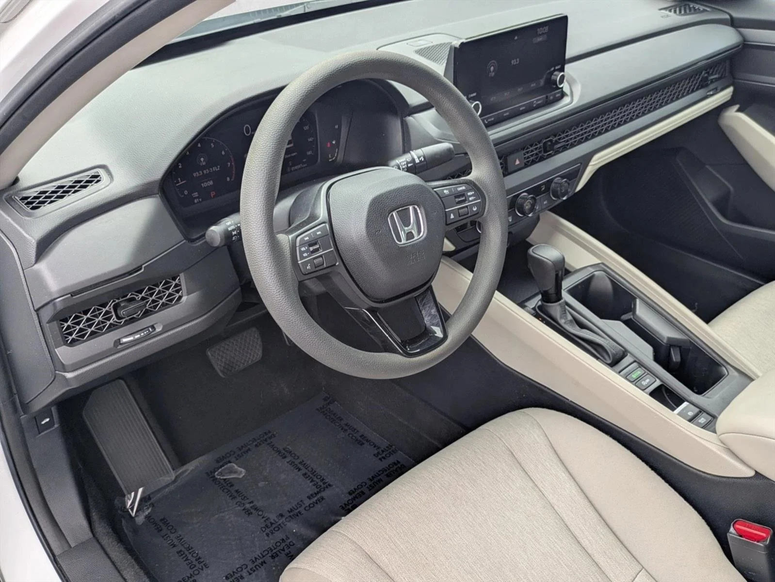 Used 2023 Platinum White Pearl Honda LX image 10