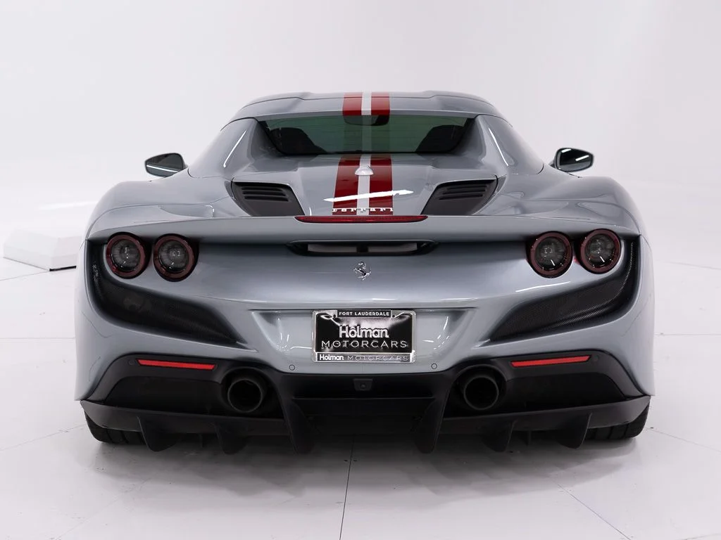 Used 2023 Grigio Titanio Metallic Ferrari  image 13