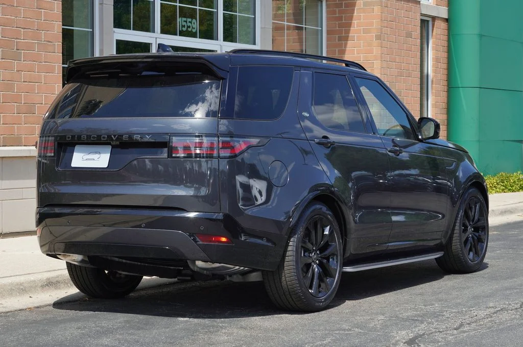 New 2026 Carpathian Grey Land Rover Dynamic SE image 6