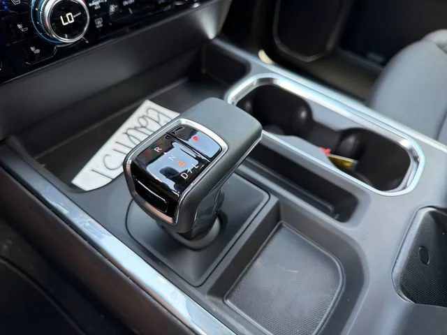 2026 GMC Sierra 1500 SLT - Photo 14