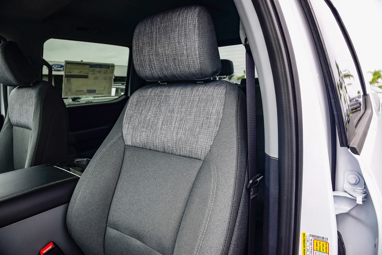 New 2026 Oxford White Ford F-250® XLT image 22