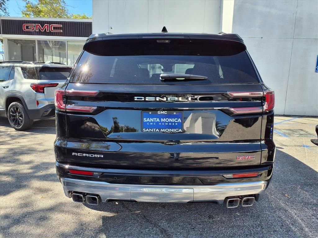 2026 GMC Acadia Denali - Photo 9