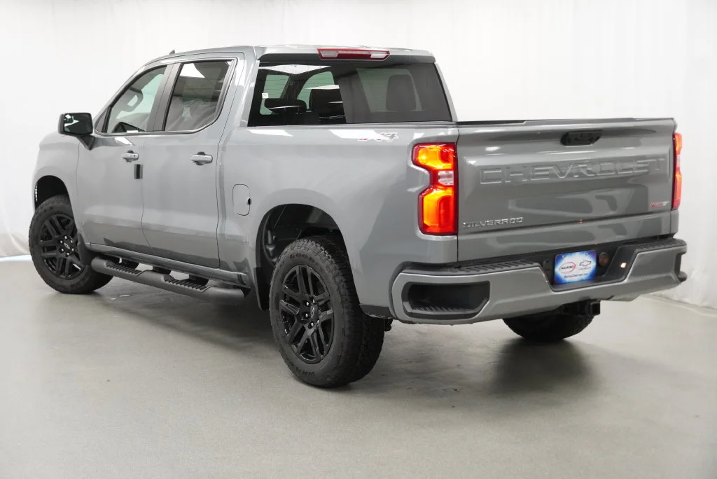 New 2026 Sterling Gray Metallic Chevrolet RST image 17