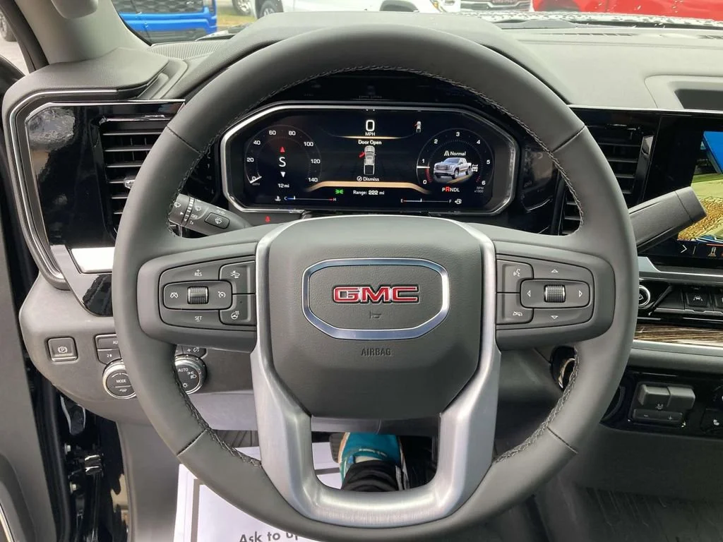 New 2026 Onyx Black GMC SLE image 26