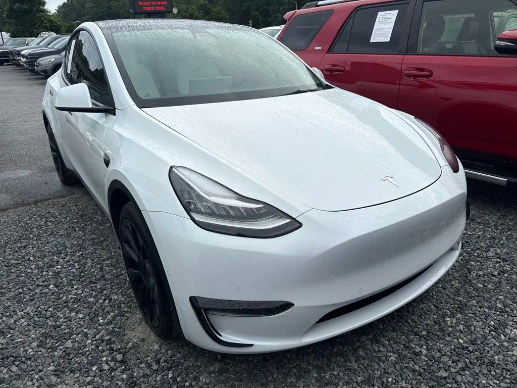 Used 2021 White Tesla Long Range image 2