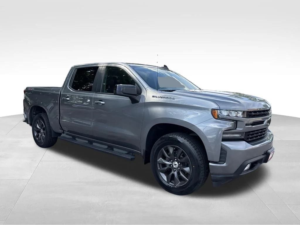 Used 2020 Gray Chevrolet RST image 8