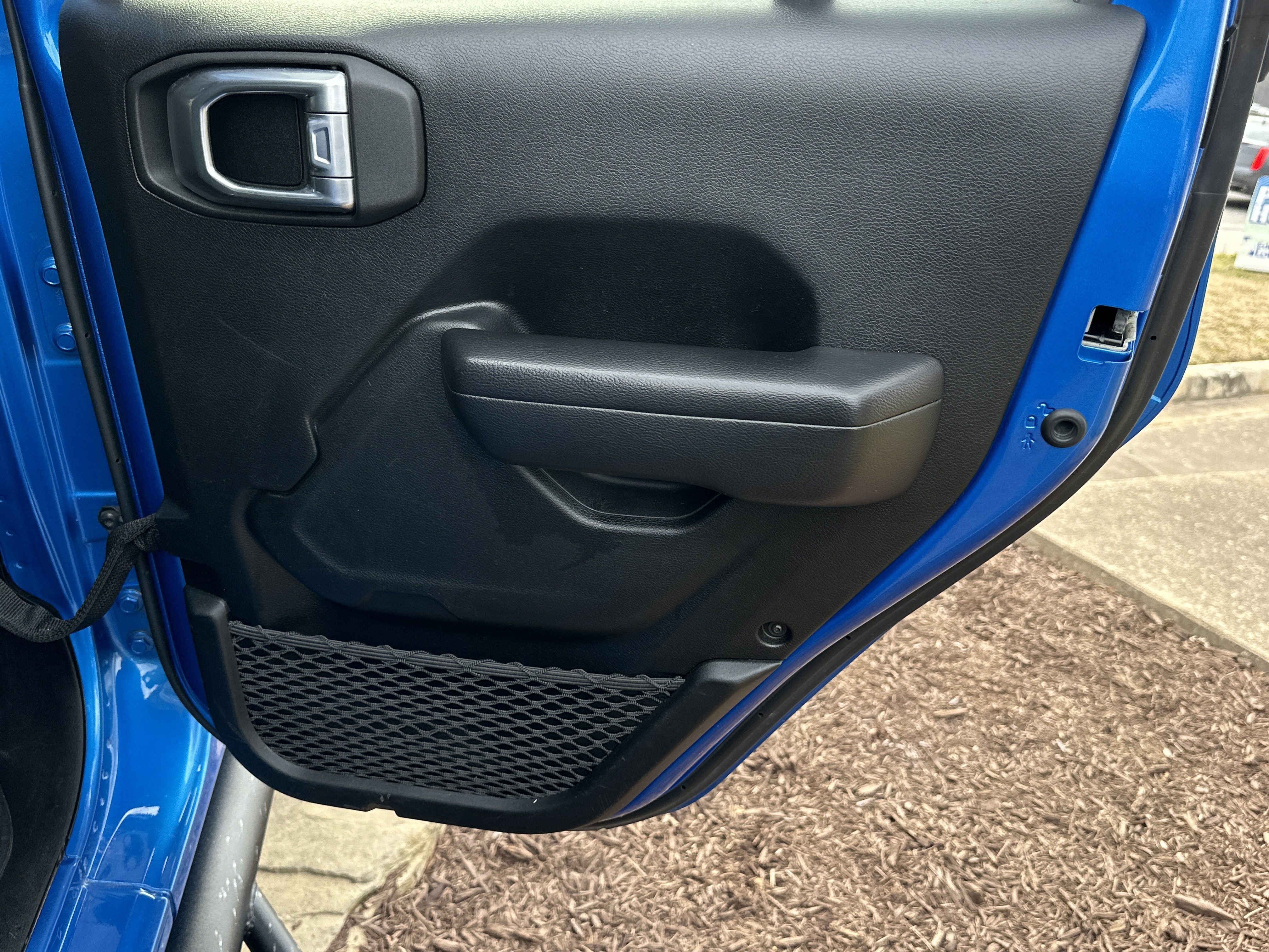 Used 2021 Hydro Blue Pearlcoat Jeep Rubicon image 13