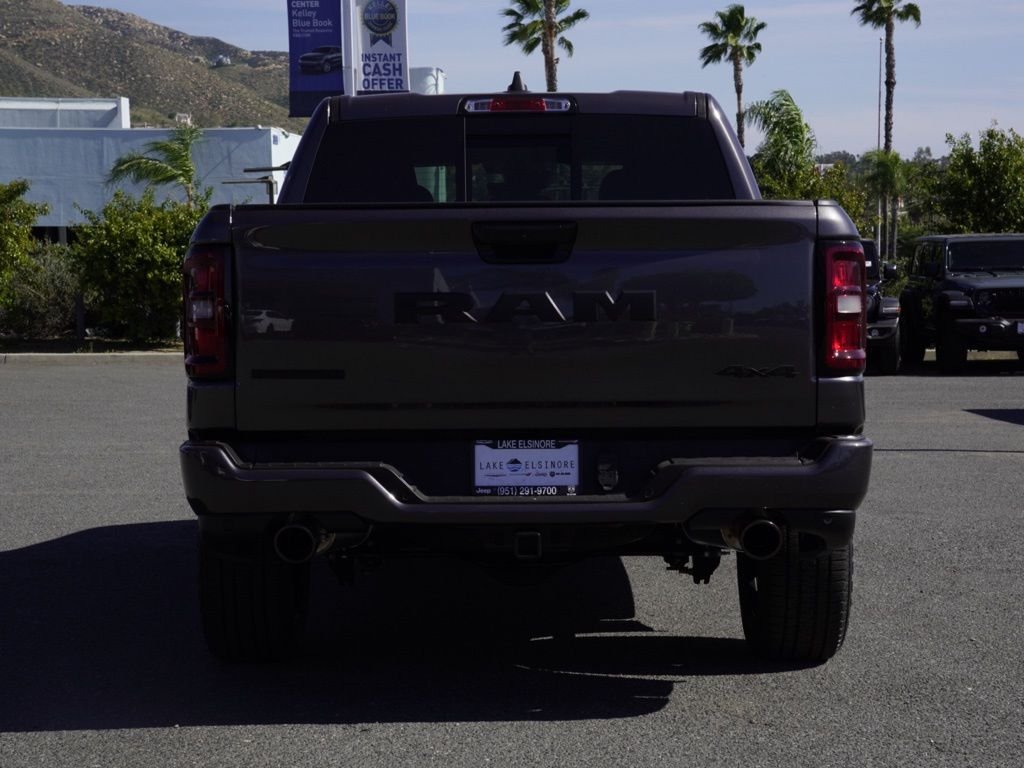 New 2026 Granite Crystal Metallic Clear-Coat Exterior Paint RAM Big Horn/Lone Star image 4