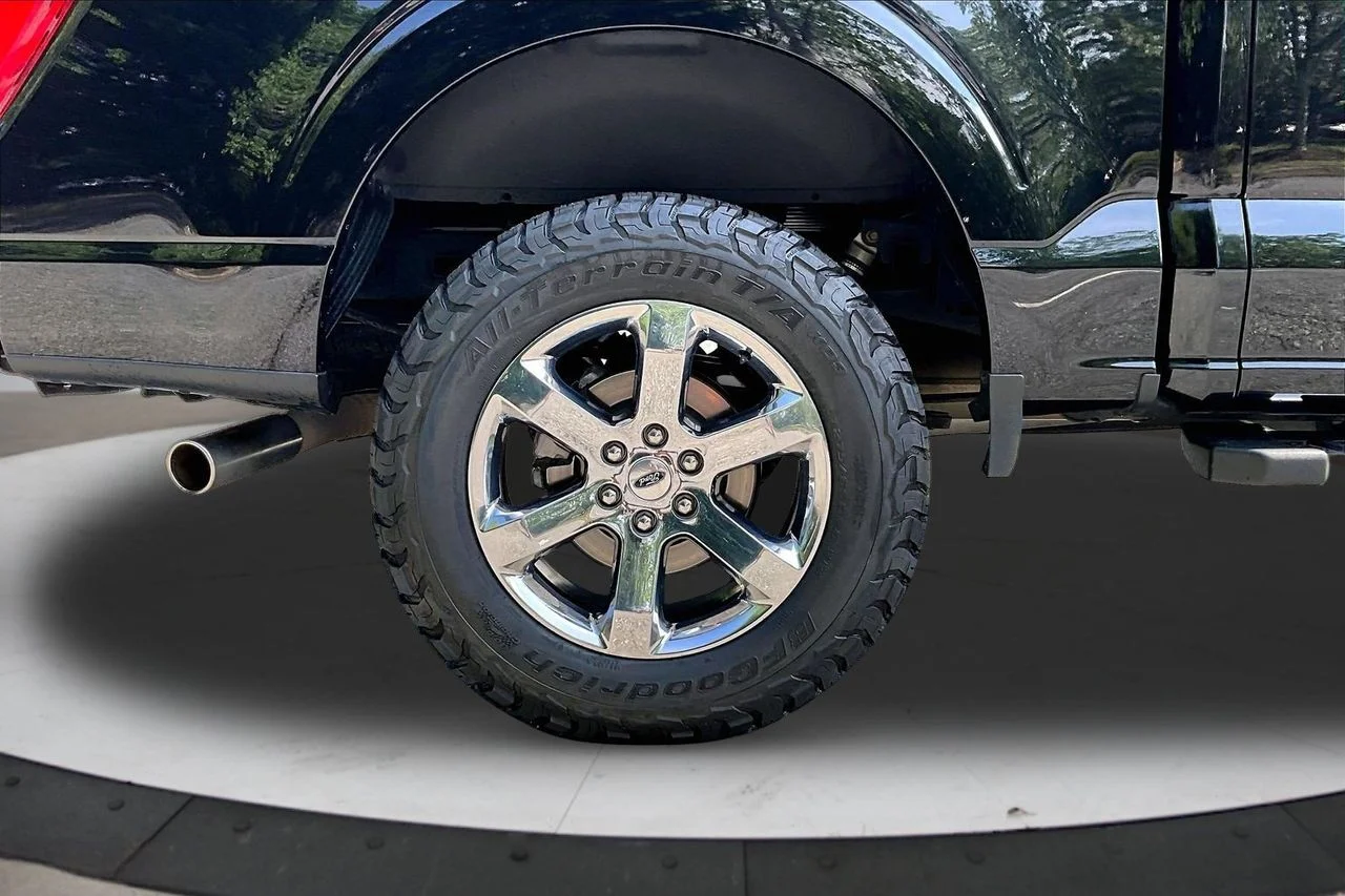 Certified Used 2022 Black Ford Lariat image 36